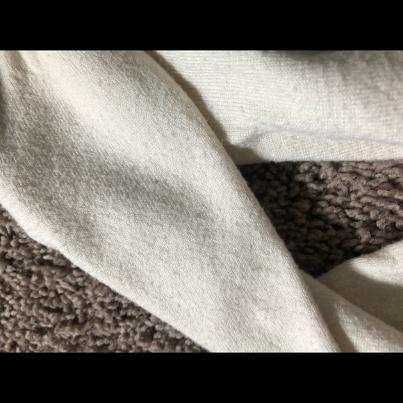 Zara Side Ruffle Cropped Sweater - Picture 7 of 7